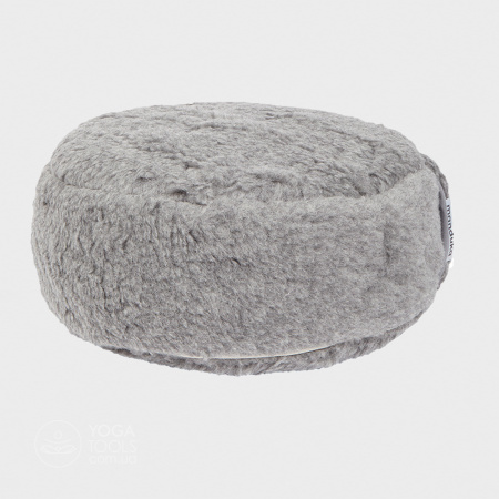 Подушка для медитации WOOL, Manduka, шерсть мериноса, 38x13cm Подушка для медитации WOOL, Manduka, шерсть мериноса, 38x13cm